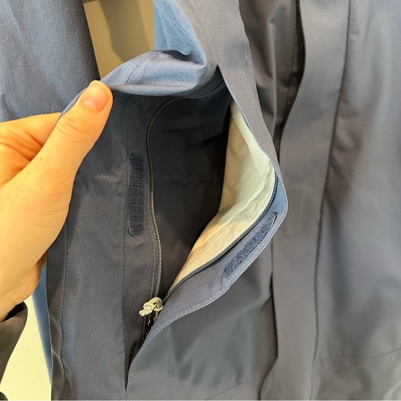 Peter Millar Water Resistant Windbreaker Rain Jacket Navy Crown Sport Small - Picture 5 of 16